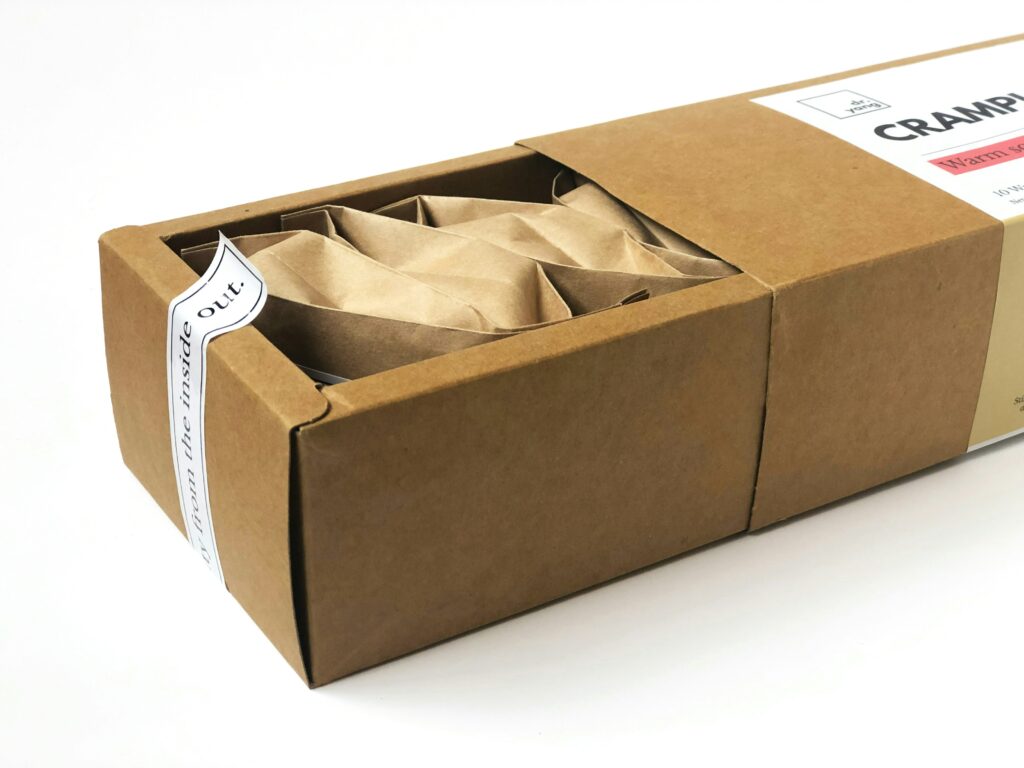 carton design minimaliste